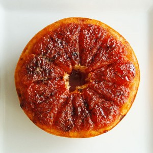 Broiled grapefruit with cinnamon sugar